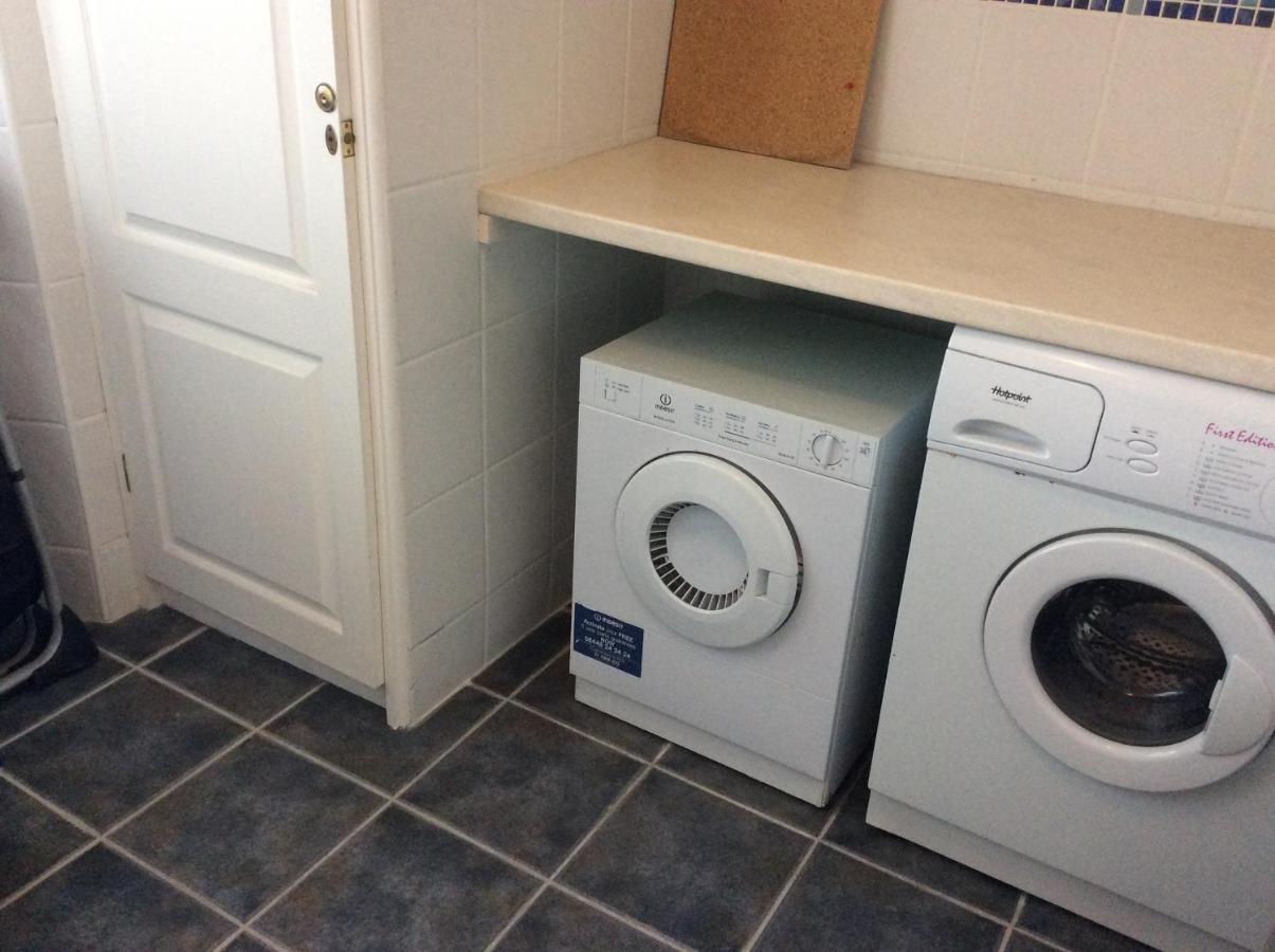 Spinnaker - Self Catering Apartment, Tenby Zewnętrze zdjęcie