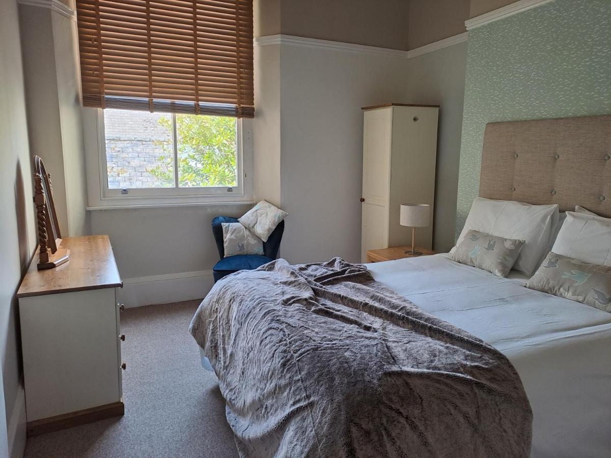 Spinnaker - Self Catering Apartment, Tenby Zewnętrze zdjęcie
